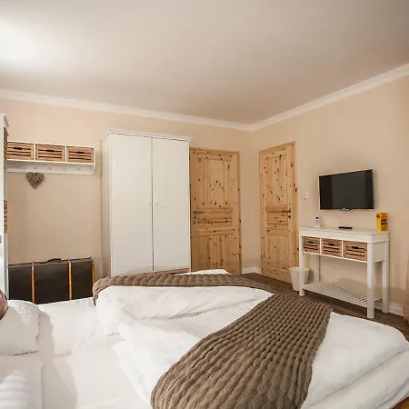 Homestay B&B Waldsolms *